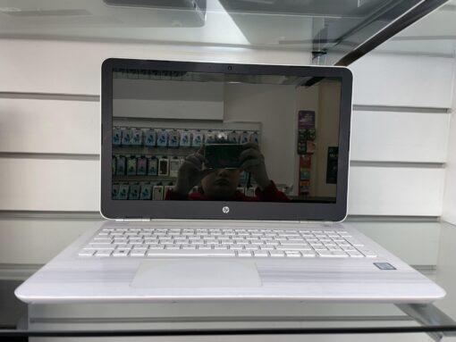 HP 15 Intel i5 8 GB RAM 240 GB SSD 15.6" White Win 11 Laptop